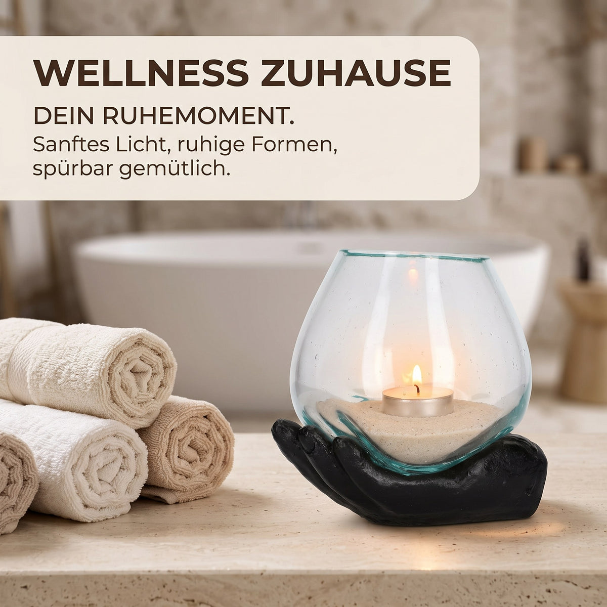 Teelichthalter Schwarz im Badezimmer auf Steinablage, Wellness-Deko